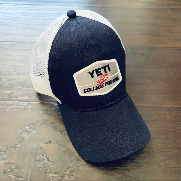 Men's YETI x FLW College Fishing Bass Fishing Tour Graphic Baseball Trucker Hat - Picture 2 of 7